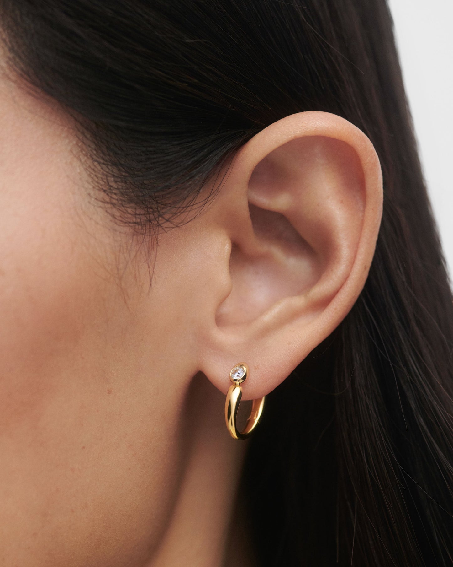 Becca hoops